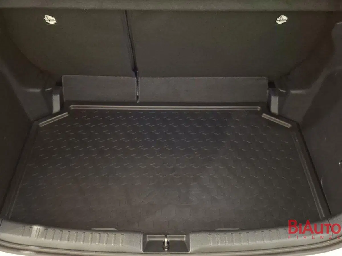 Toyota Yaris Cross usata a Firenze (6)