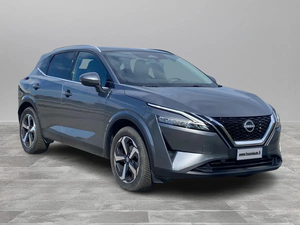 Nissan Qashqai usata a Siena (2)