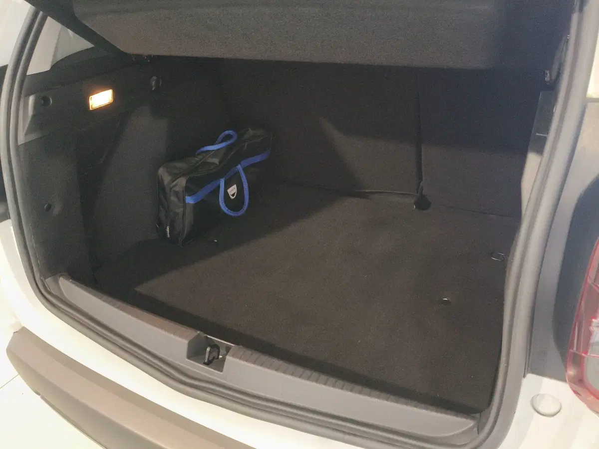 Dacia Duster usata a Brescia (17)