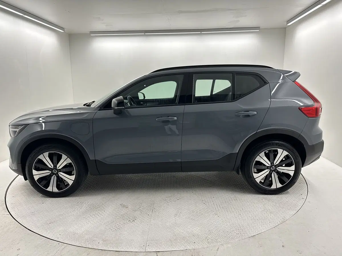 Volvo XC40 usata a Bergamo (12)