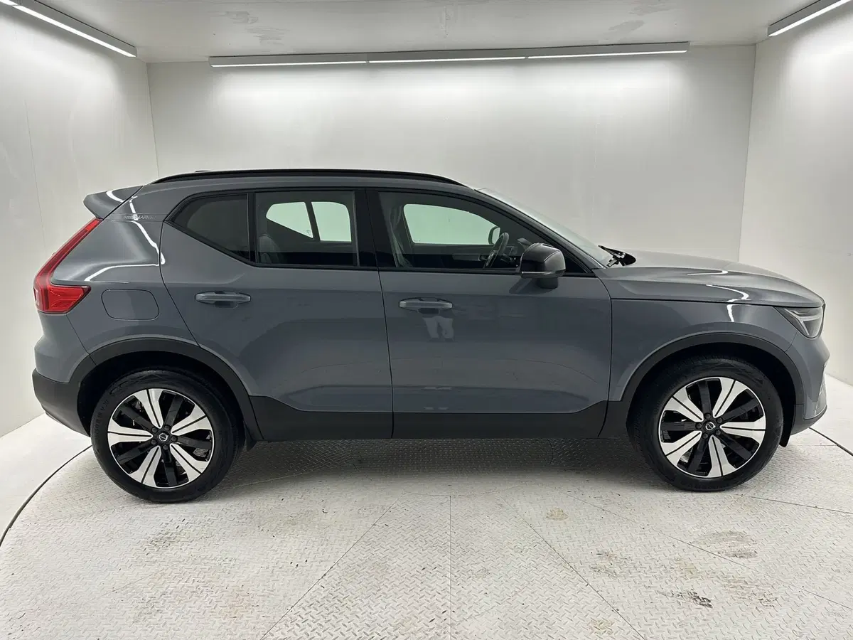 Volvo XC40 usata a Bergamo (6)