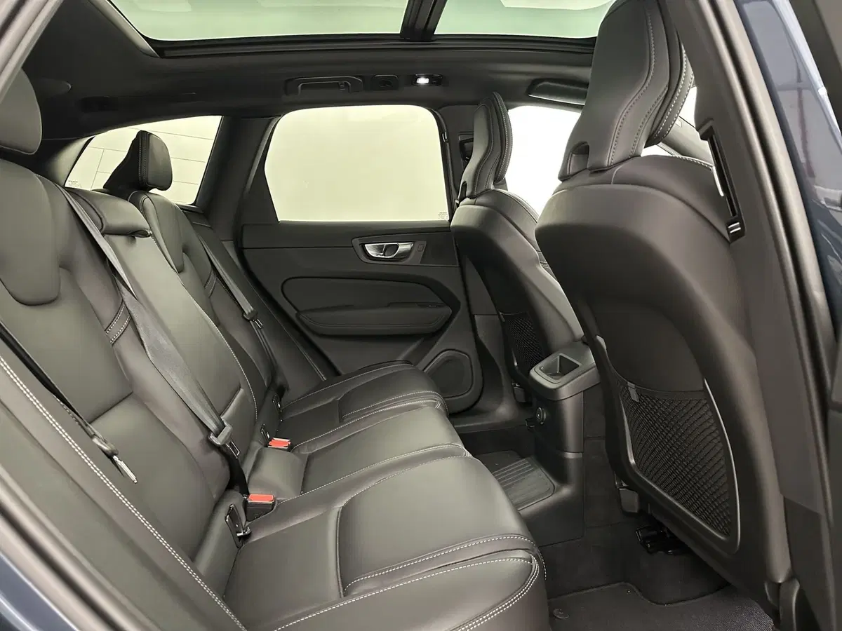 Volvo XC60 usata a Bergamo (10)