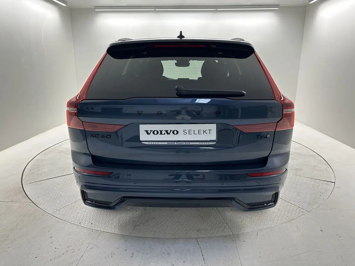 Volvo XC60 usata a Bergamo (6)