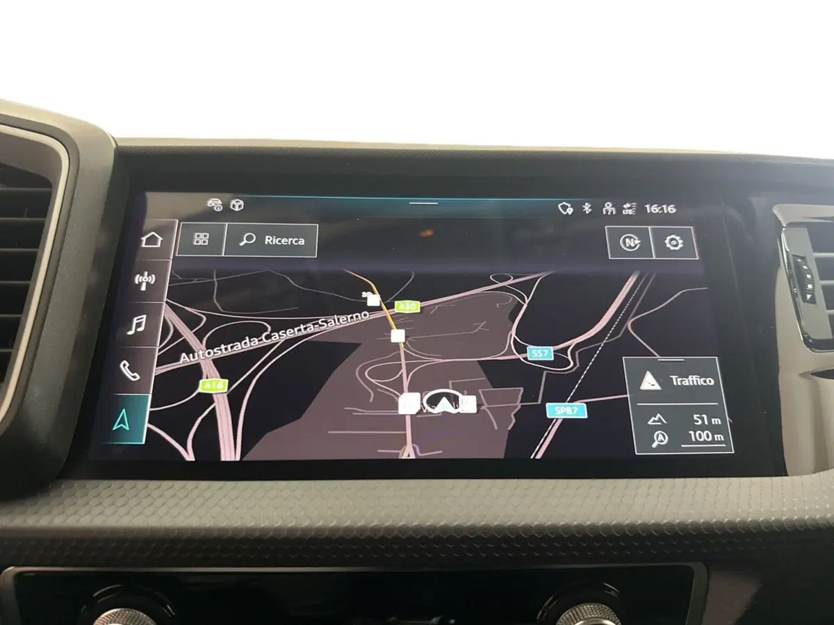 Audi A1 allstreet usata a Napoli (14)