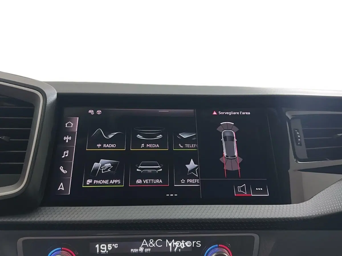 Audi A1 Sportback usata a Napoli (12)