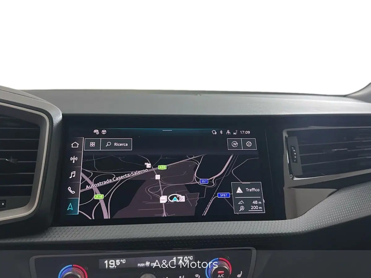 Audi A1 Sportback usata a Napoli (14)