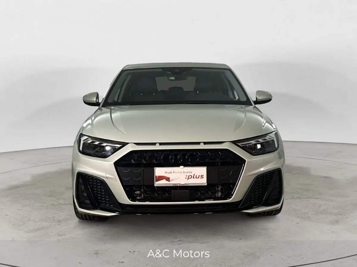Audi A1 Sportback usata a Napoli (2)