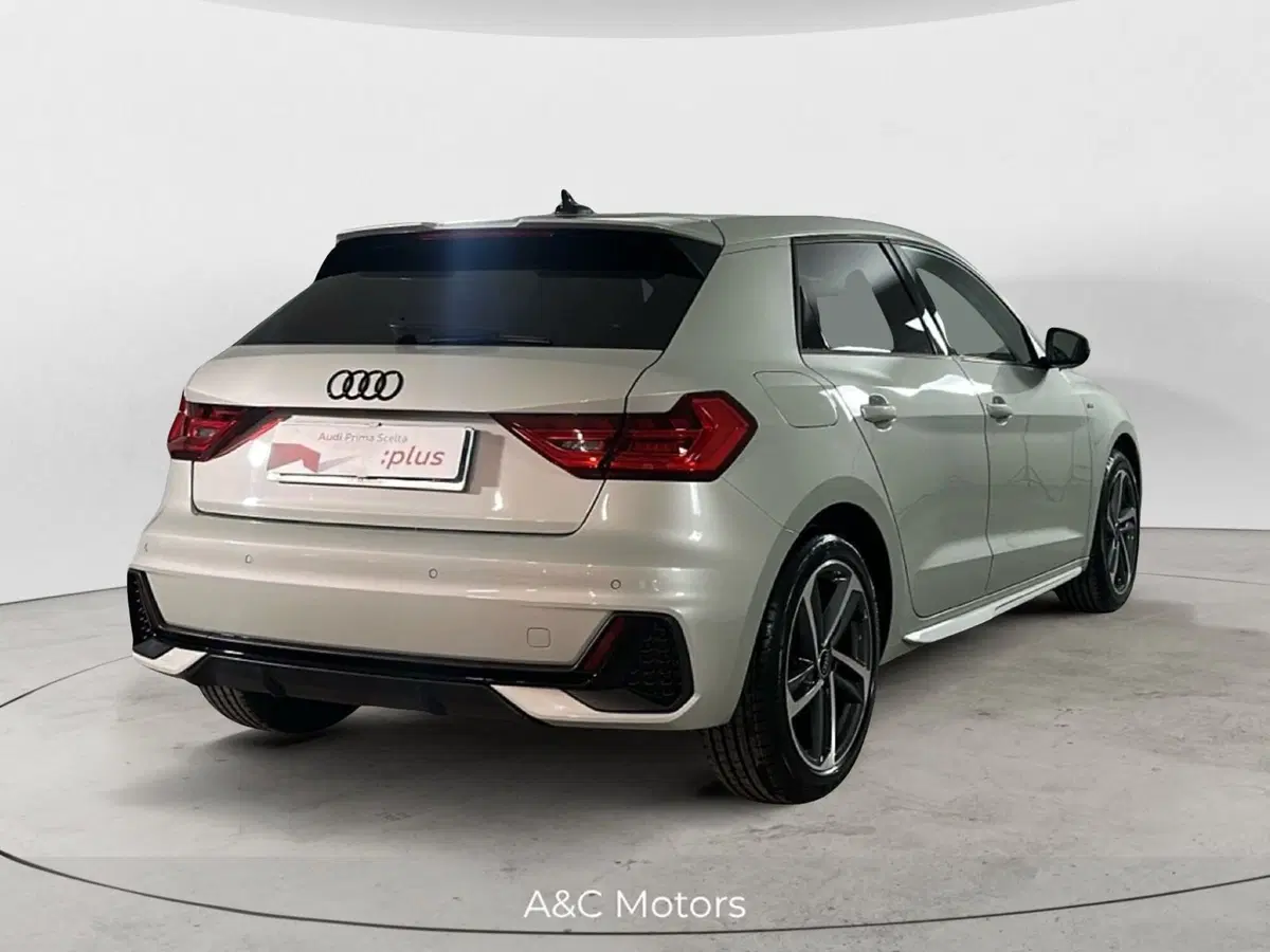 Audi A1 Sportback usata a Napoli (4)