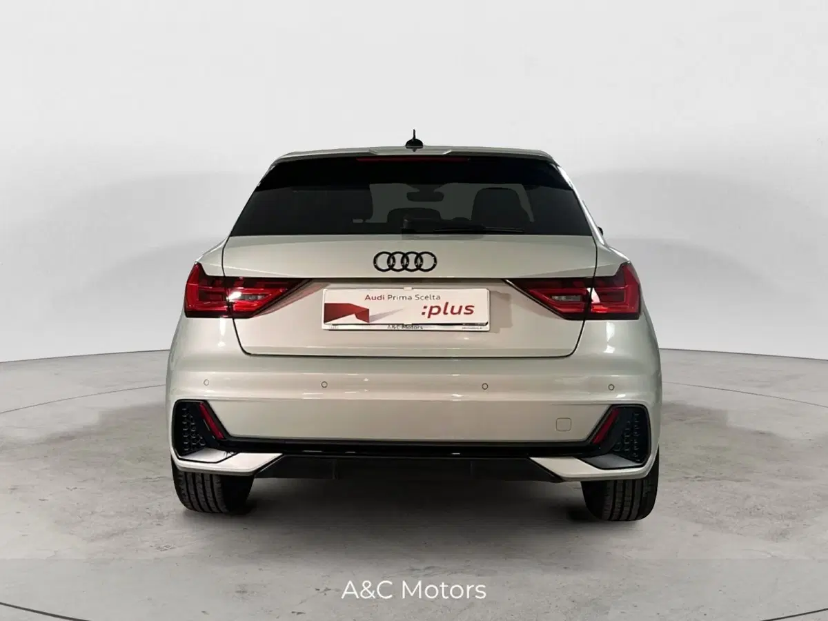 Audi A1 Sportback usata a Napoli (6)