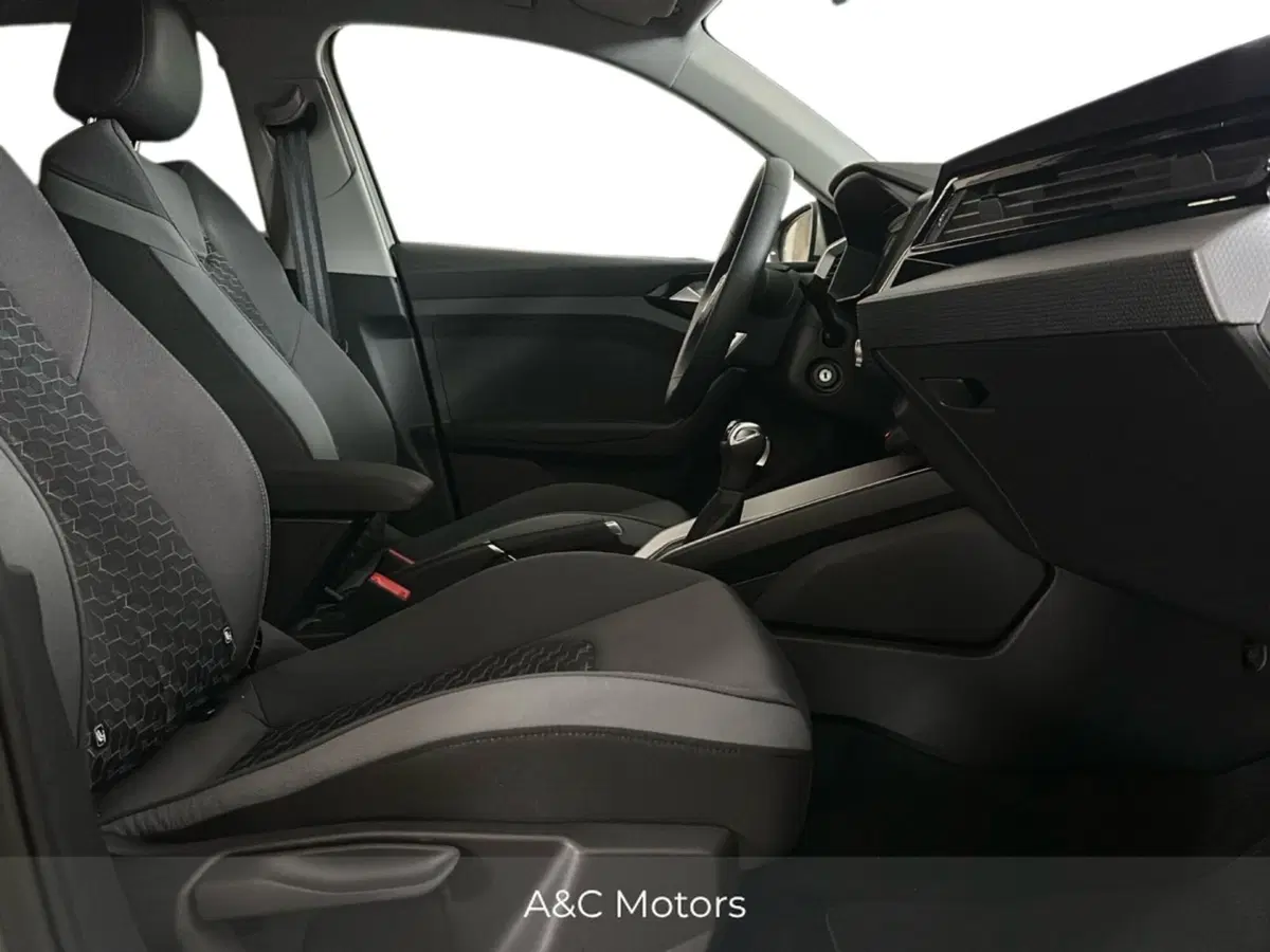 Audi A1 Sportback usata a Napoli (7)