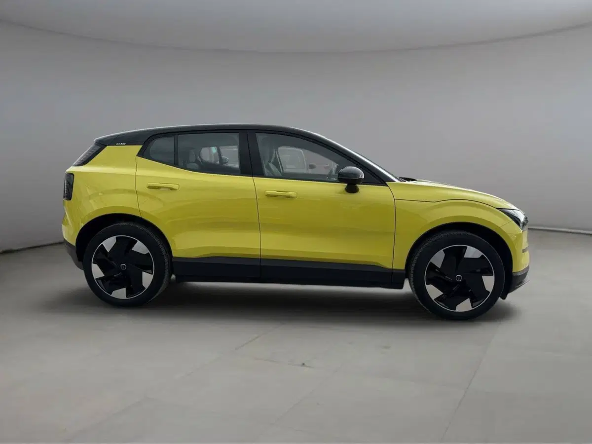 VOLVO Veicoli Commerciali EX30 usata a Palermo (10)