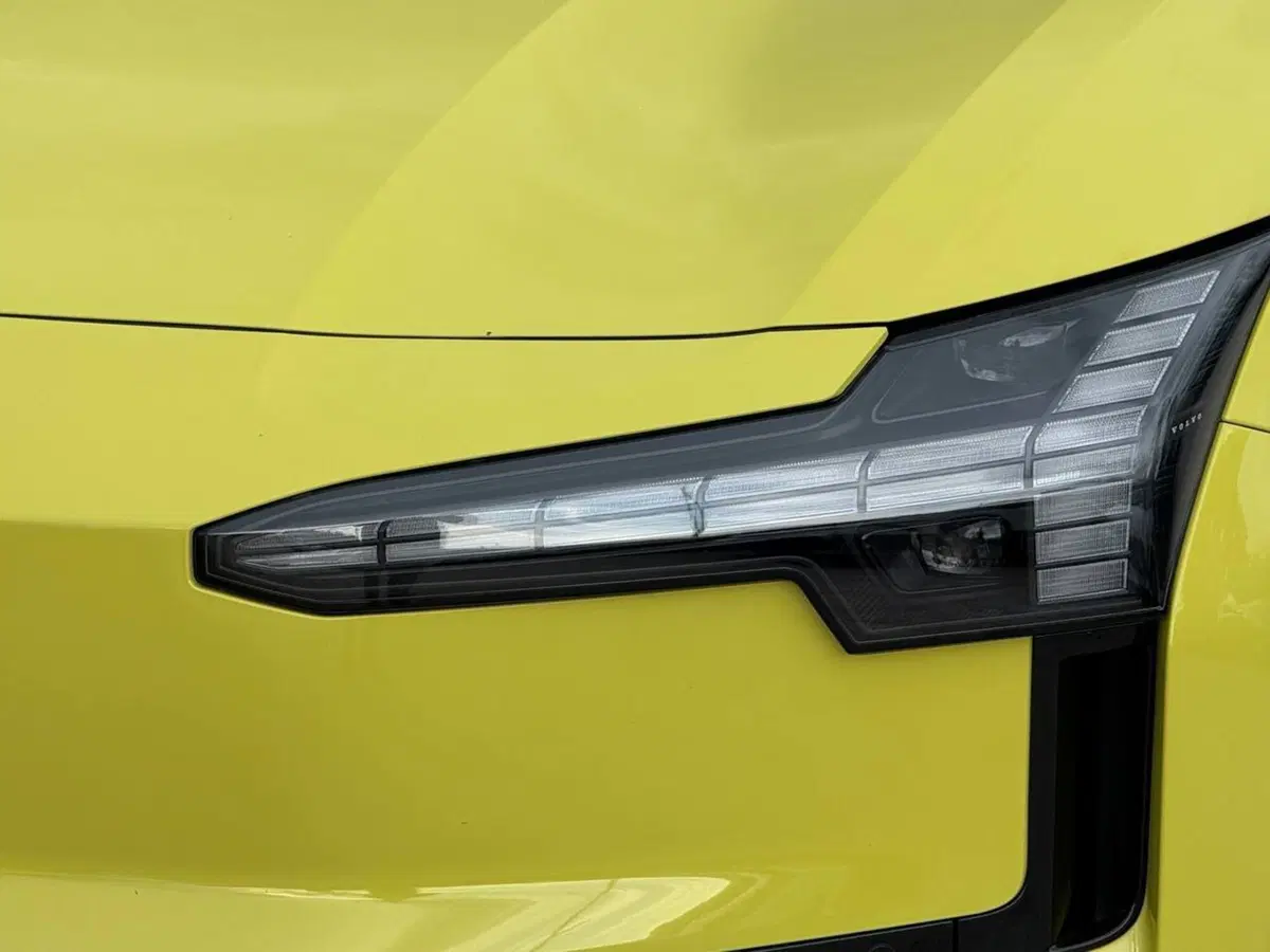 VOLVO Veicoli Commerciali EX30 usata a Palermo (16)