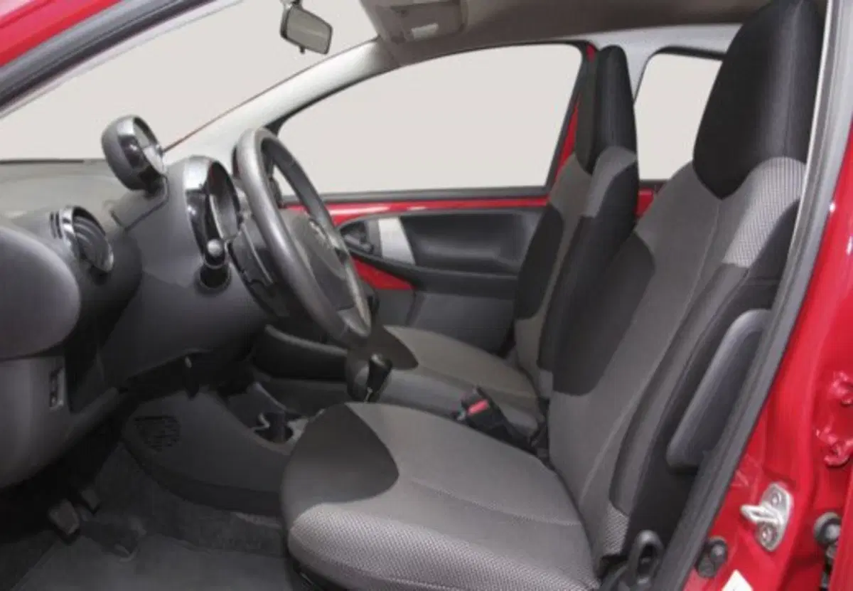 Toyota Aygo usata a Palermo (14)