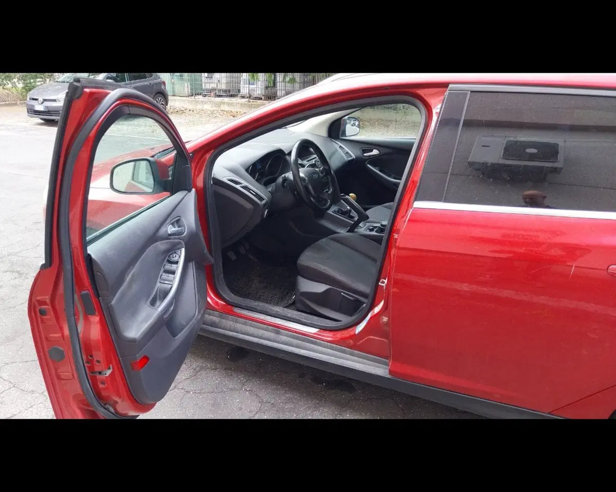 Ford Focus Station Wagon usata a Forlì-Cesena (16)