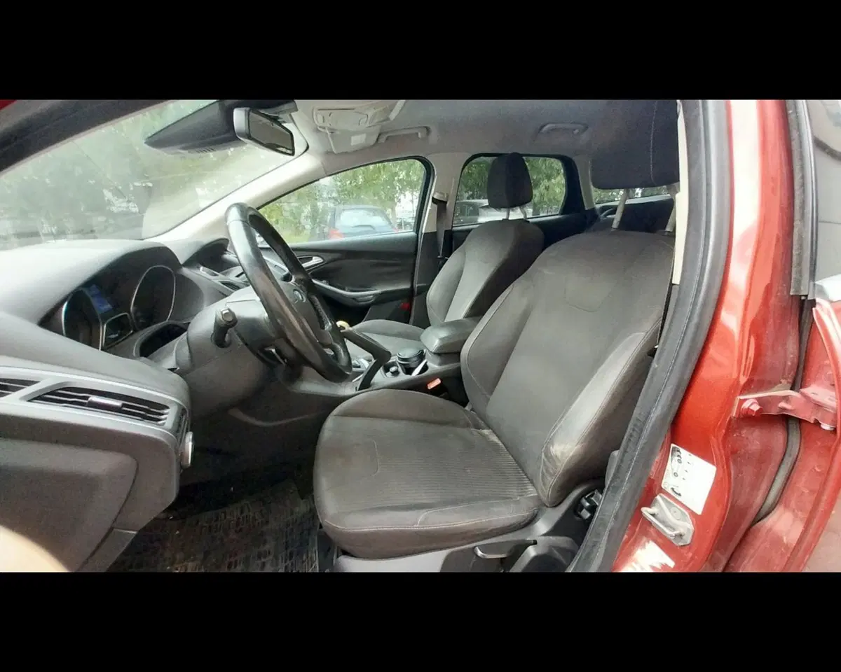 Ford Focus Station Wagon usata a Forlì-Cesena (17)
