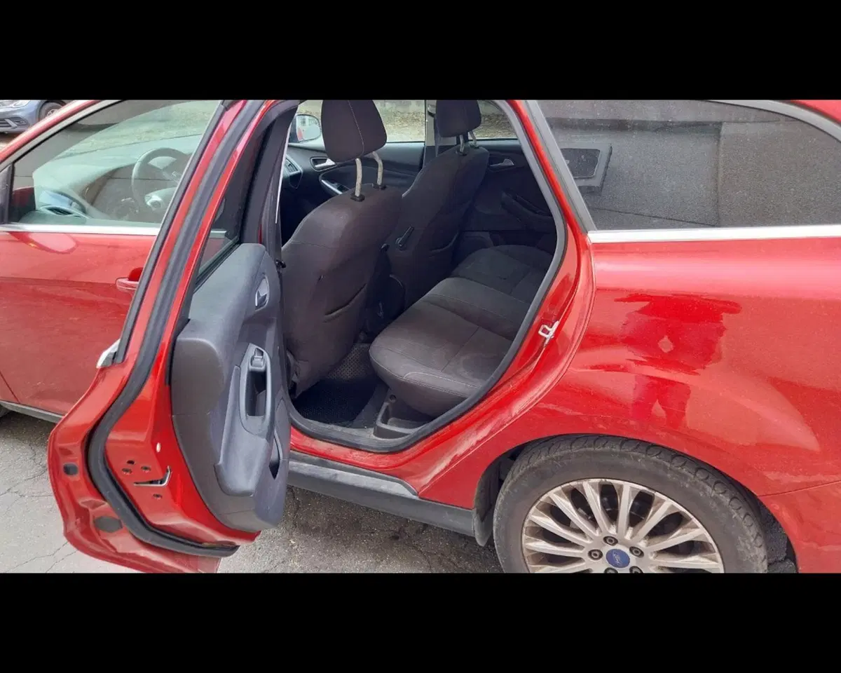 Ford Focus Station Wagon usata a Forlì-Cesena (18)