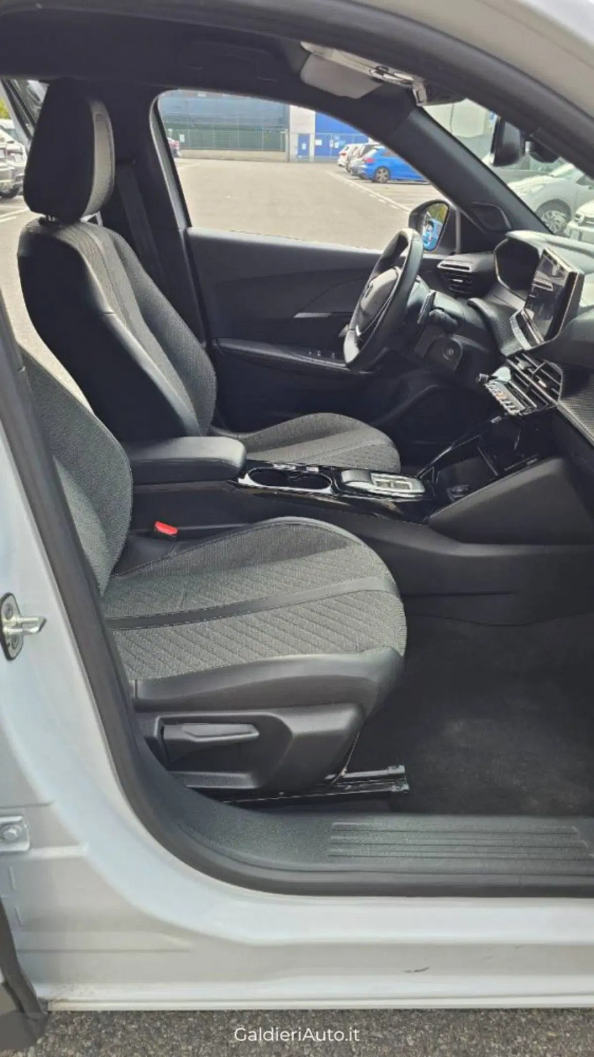 Peugeot 2008 usata a Avellino (16)