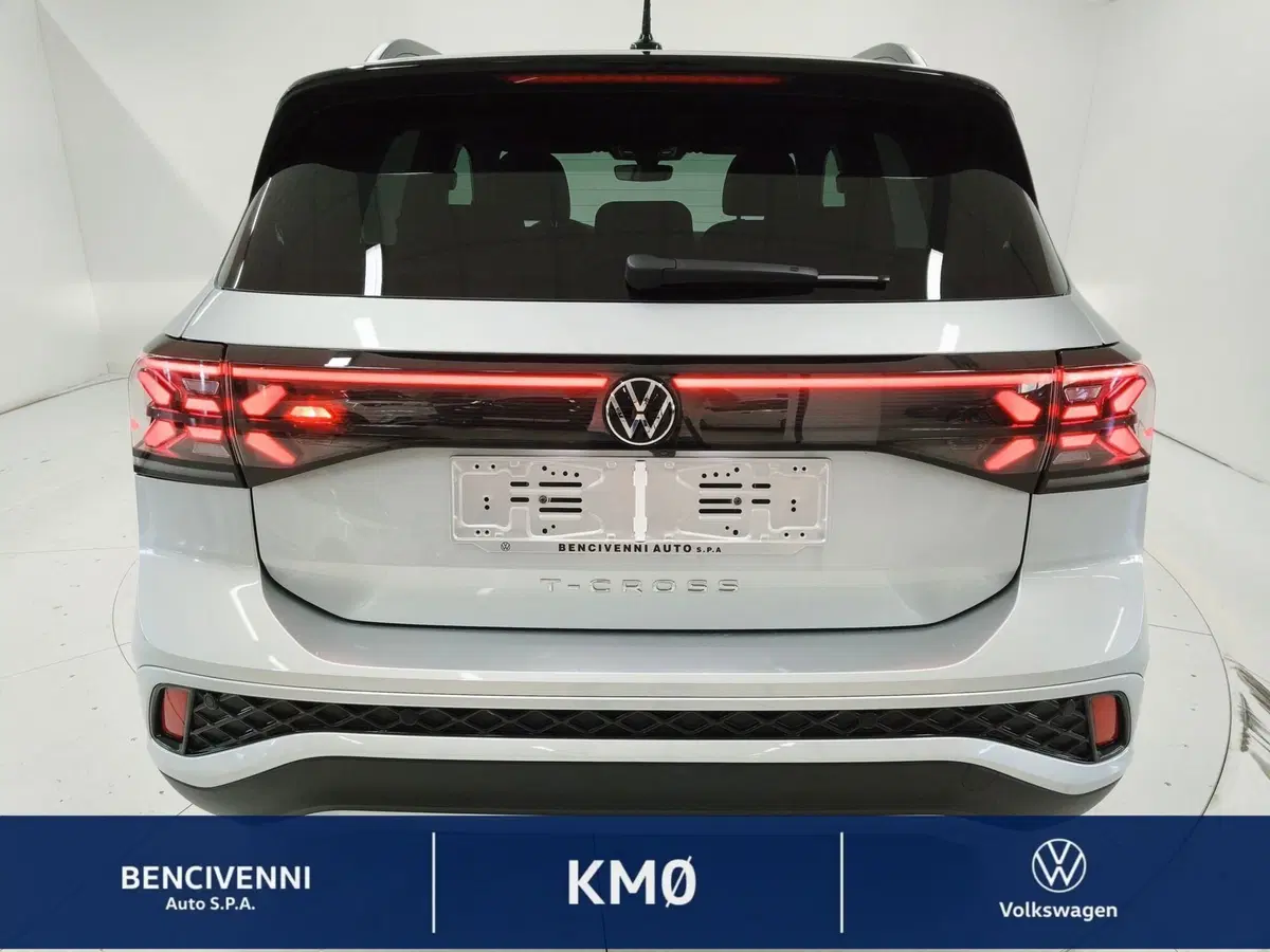 Volkswagen T-Cross nuova a Catanzaro (10)