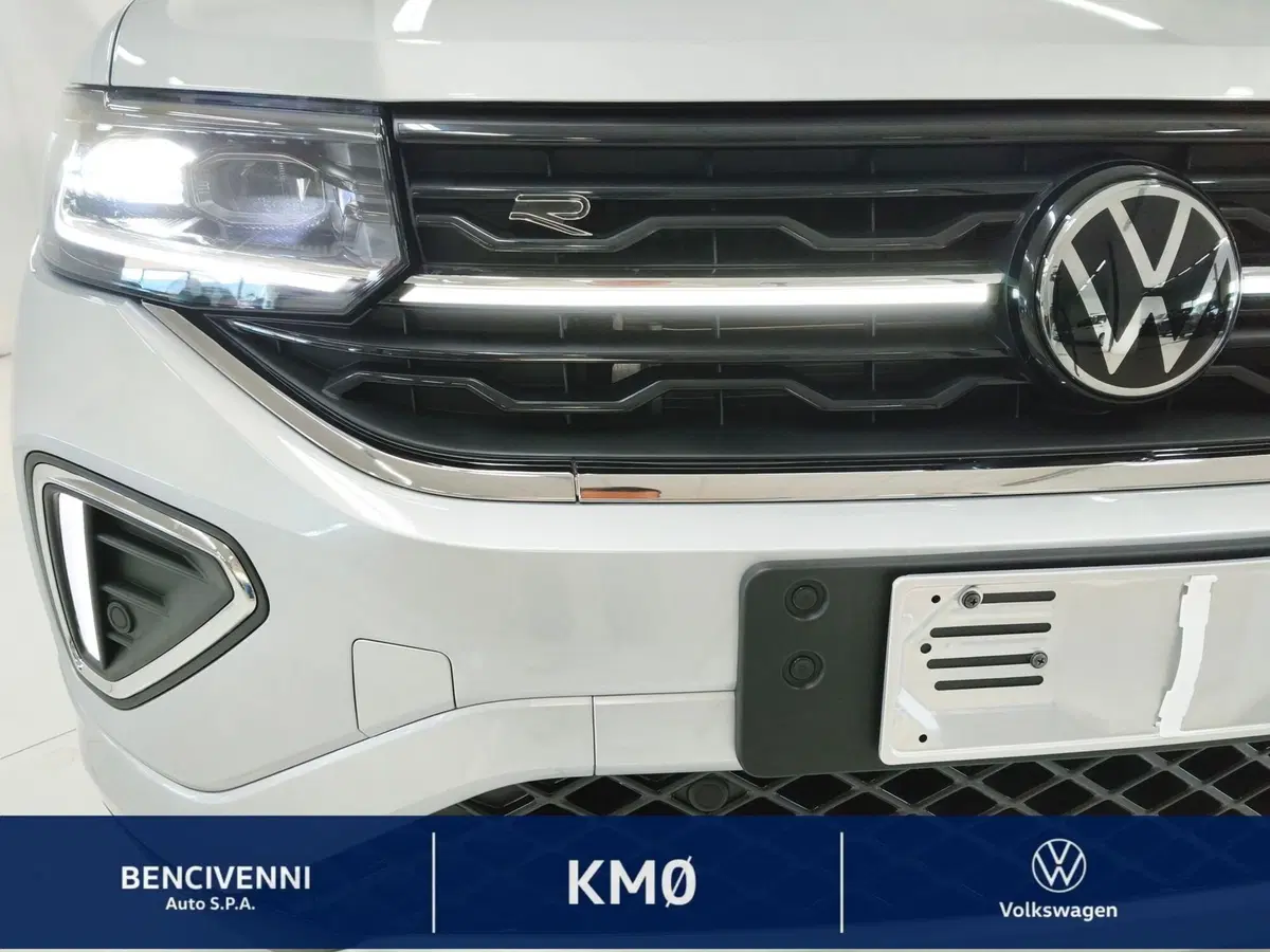 Volkswagen T-Cross nuova a Catanzaro (3)