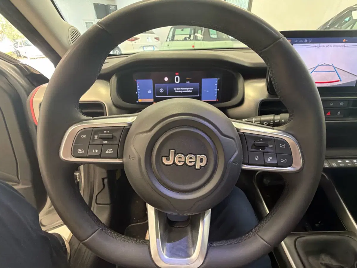 Jeep Avenger usata a Palermo (12)