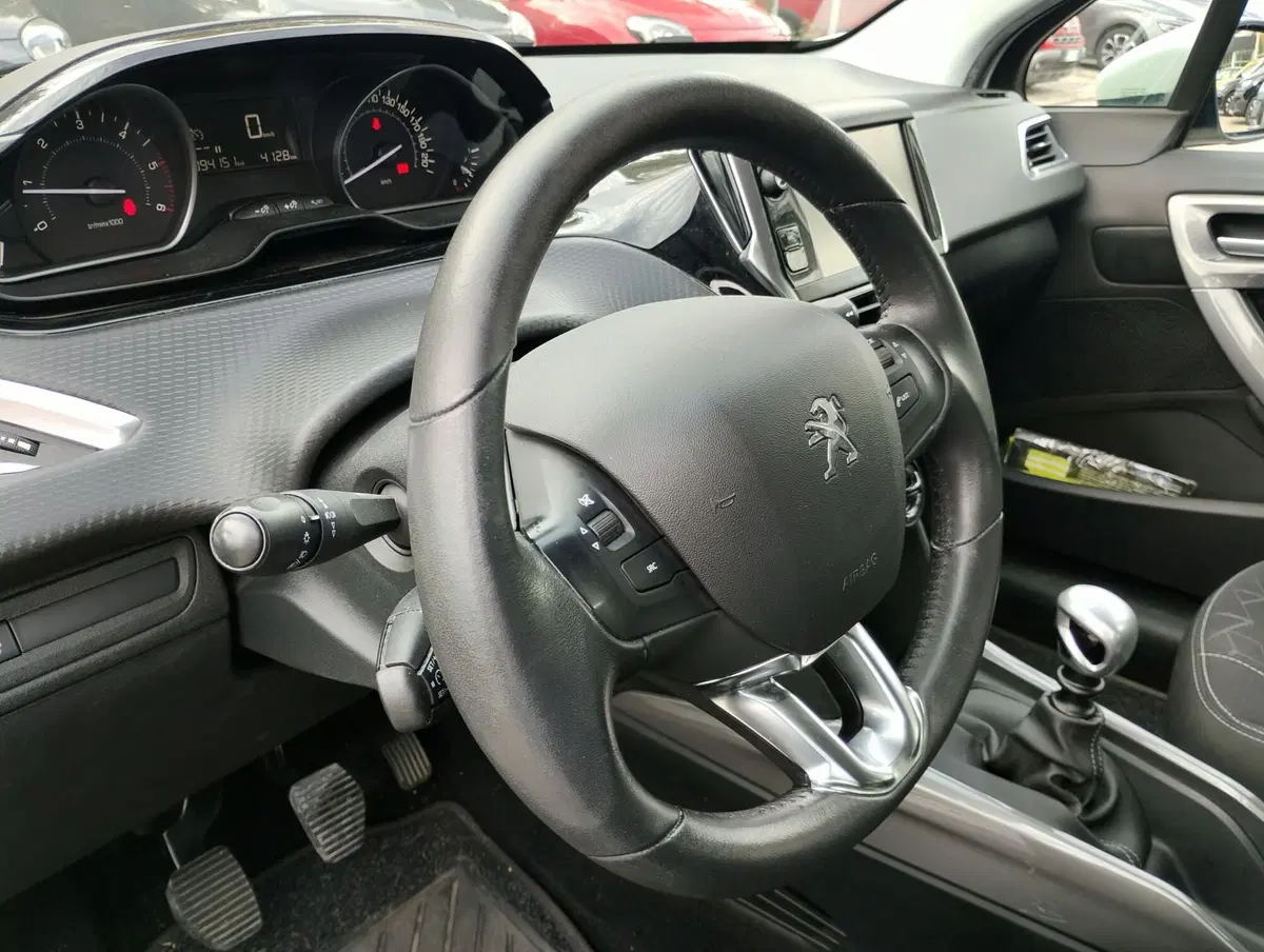 Peugeot 2008 usata a Ravenna (8)