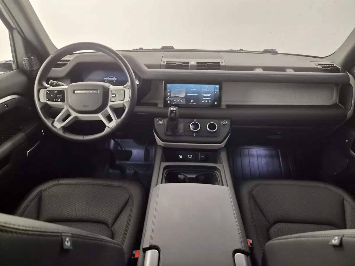 Land Rover Defender usata a Bergamo (4)