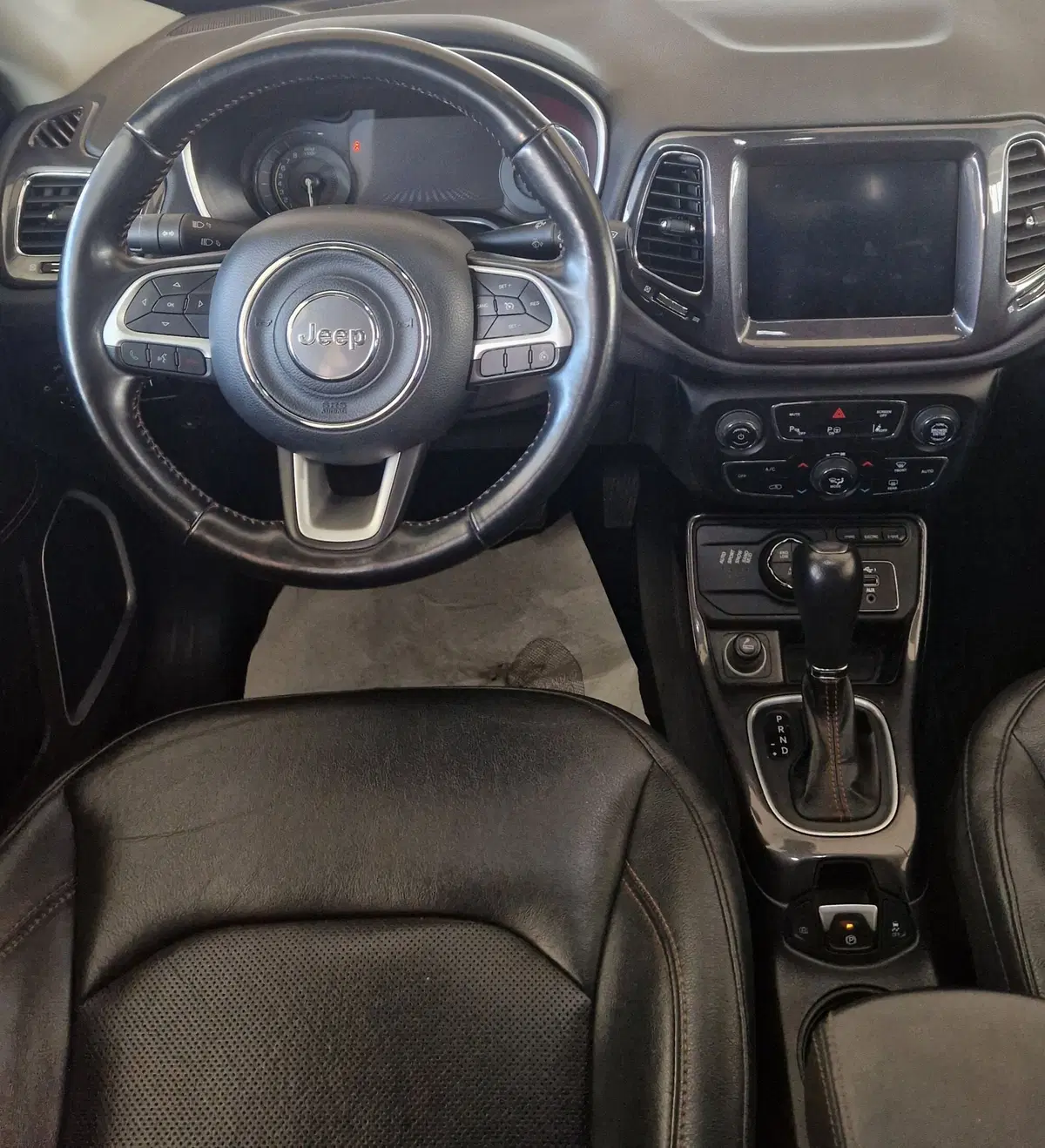 Jeep Compass usata a Terni (11)