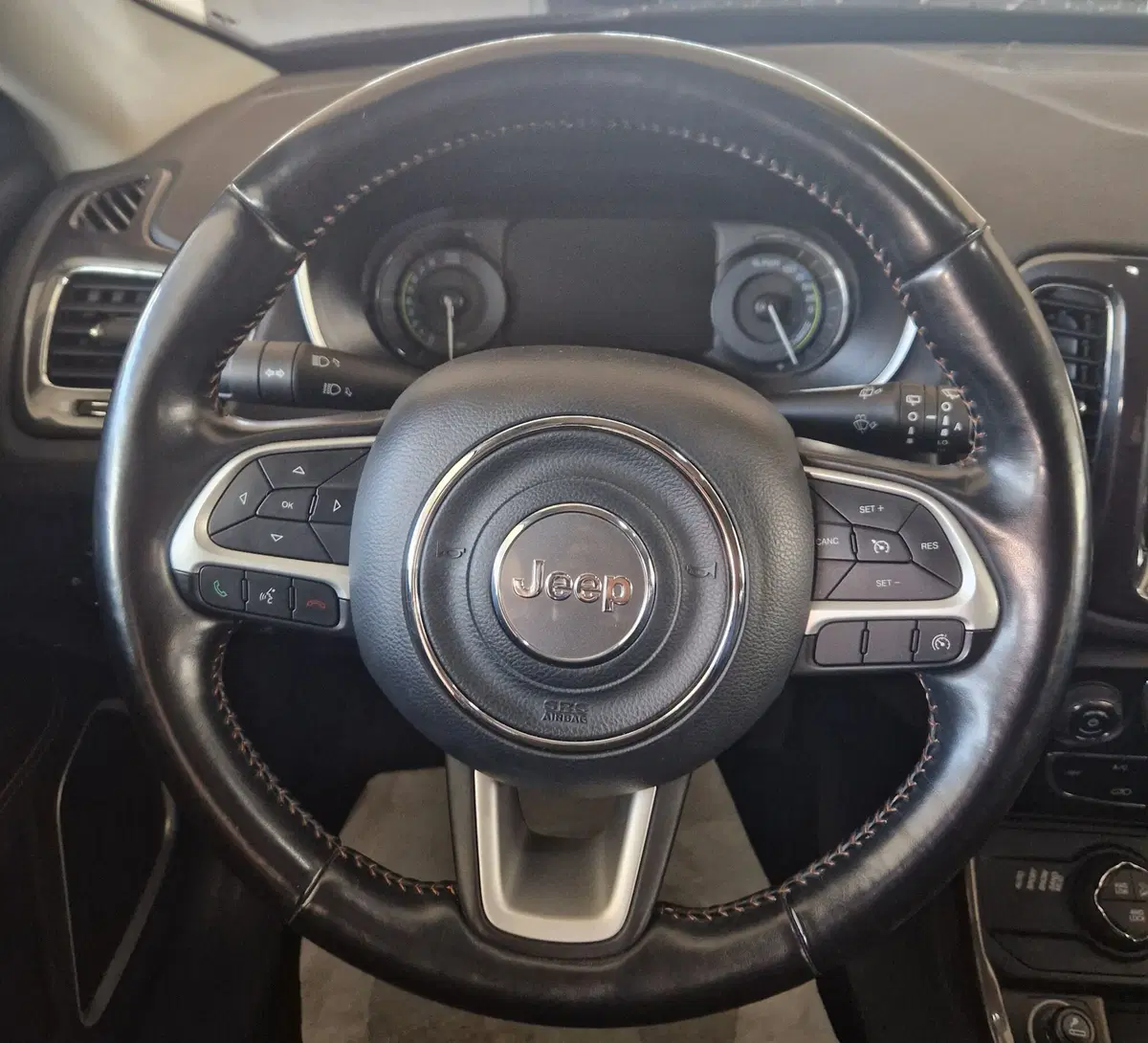 Jeep Compass usata a Terni (12)