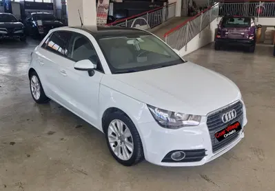 Audi A1 Sportback 1.6 TDI Ambition del 2012 usata a Orvieto