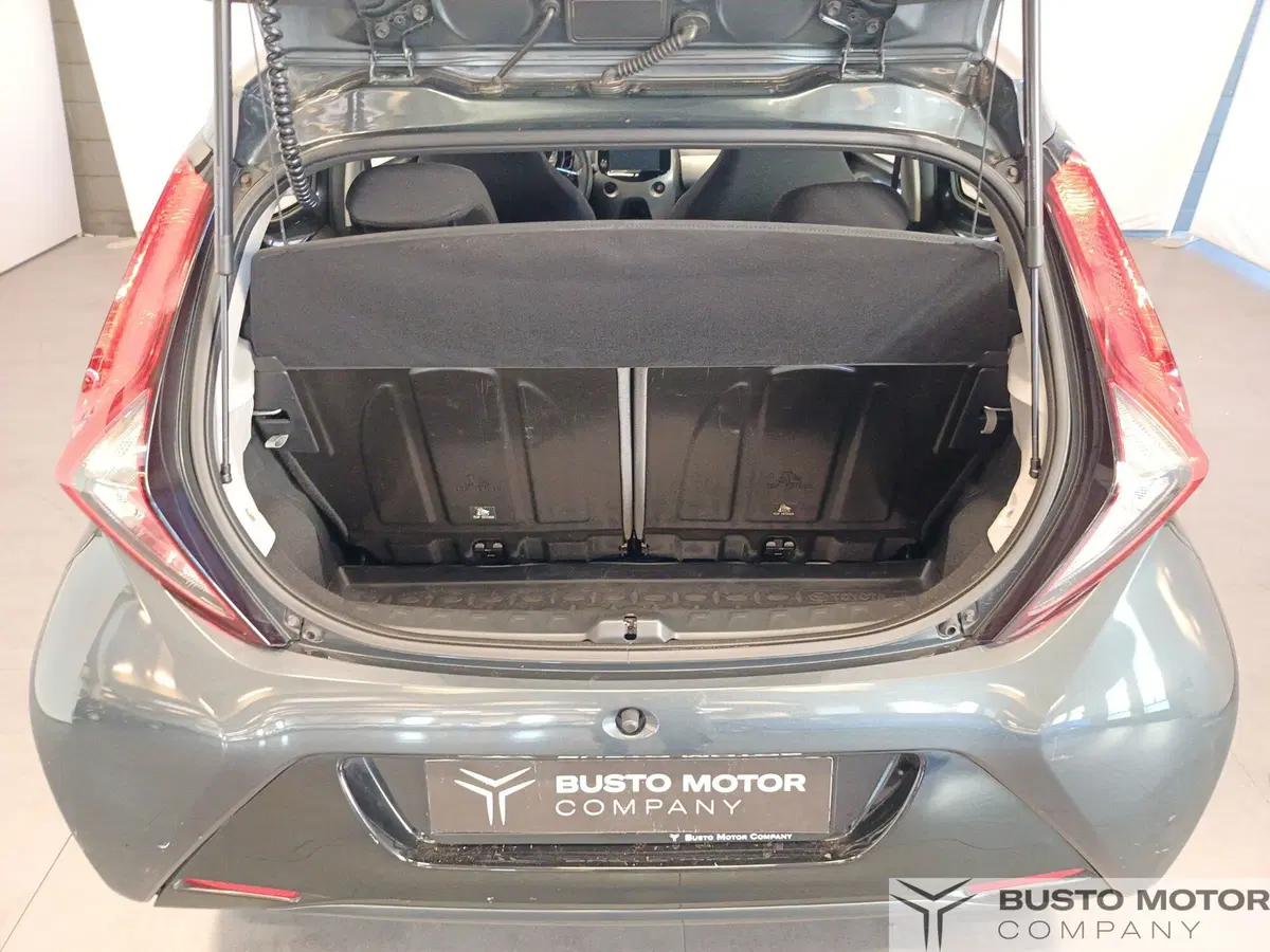 Toyota Aygo usata a Varese (10)