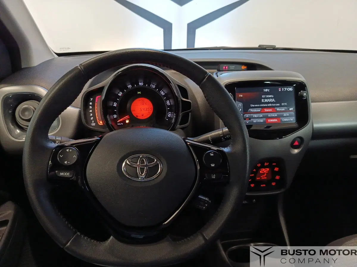 Toyota Aygo usata a Varese (11)