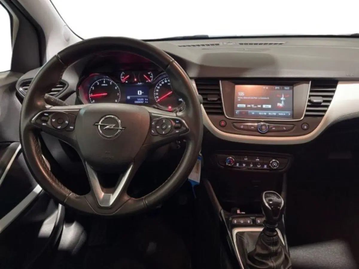 Opel Crossland X usata a Ancona (10)