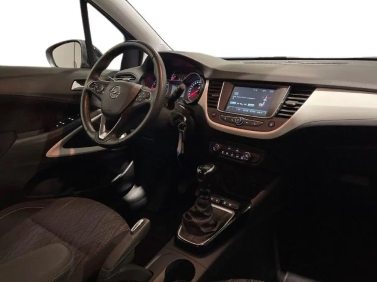 Opel Crossland X usata a Ancona (15)
