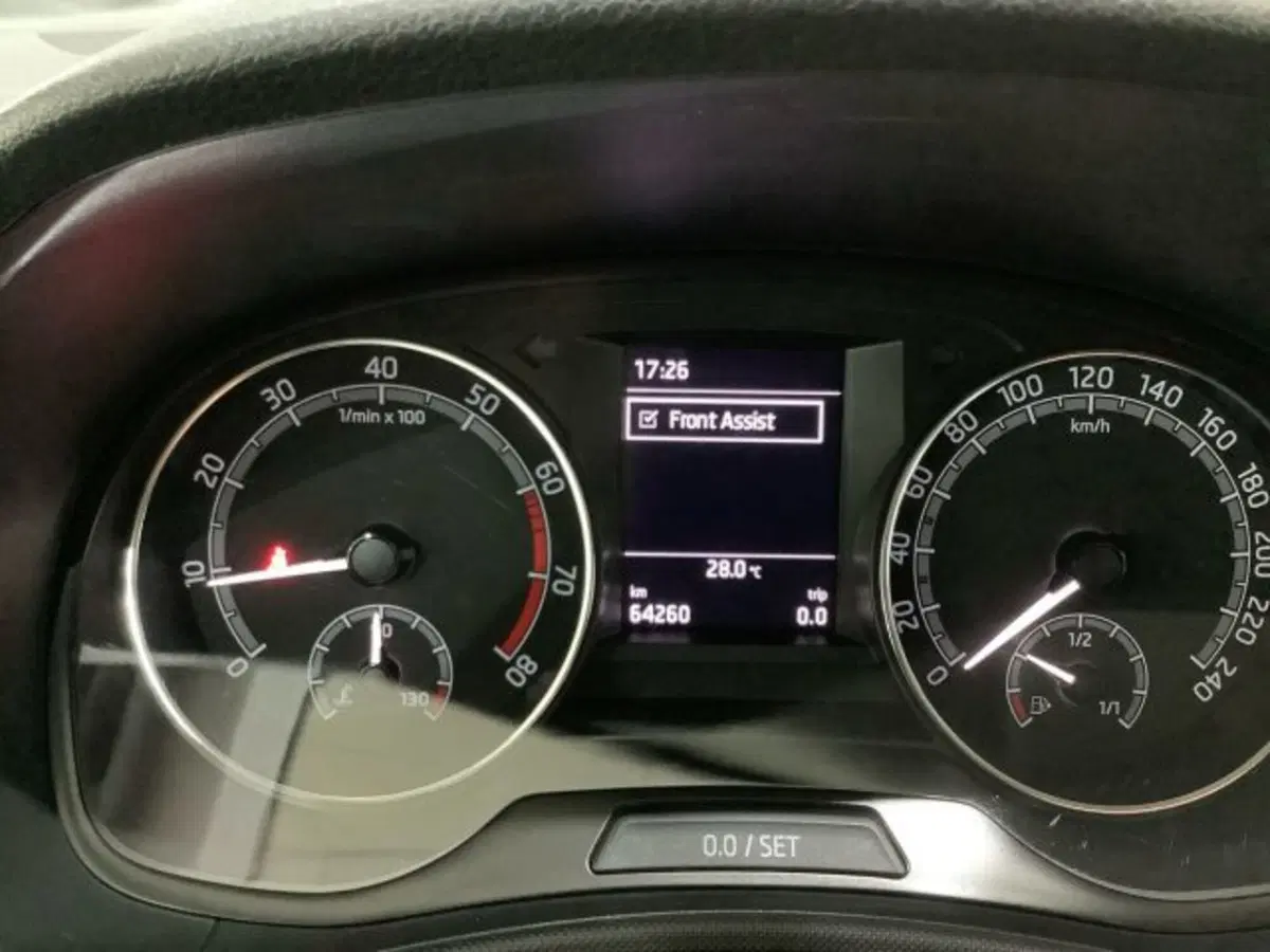 Skoda Fabia usata a Catania (15)
