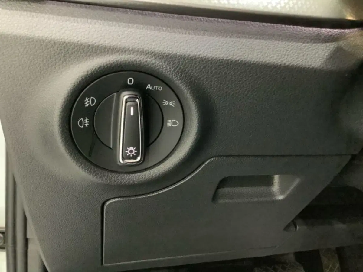 Skoda Kamiq usata a Catania (19)