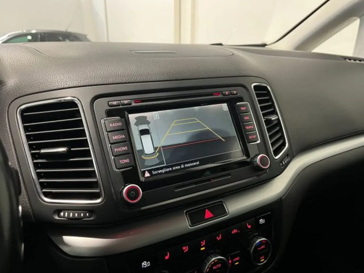 Volkswagen Sharan usata a Treviso (8)