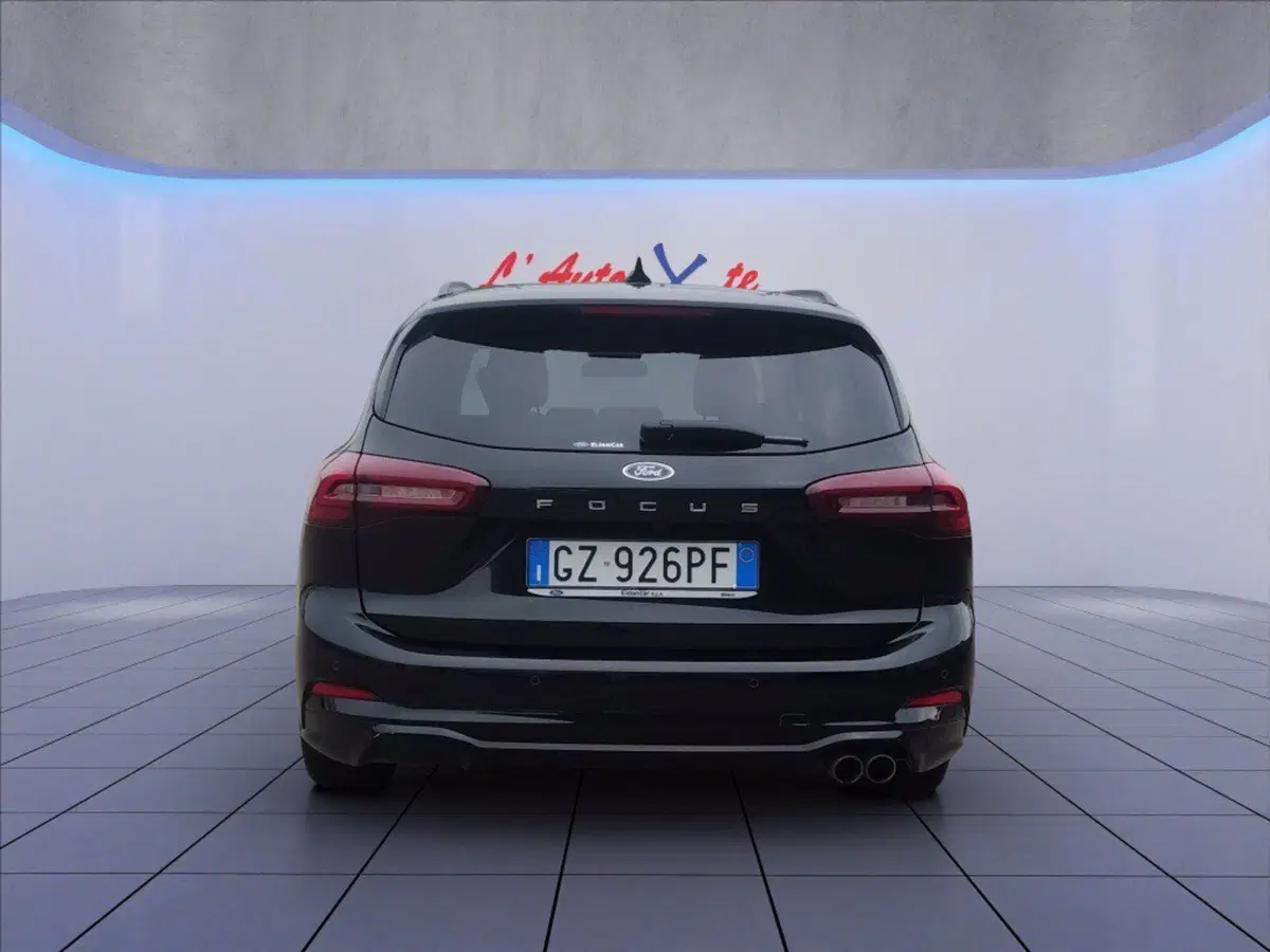 Ford Focus Station Wagon usata a Milano (6)