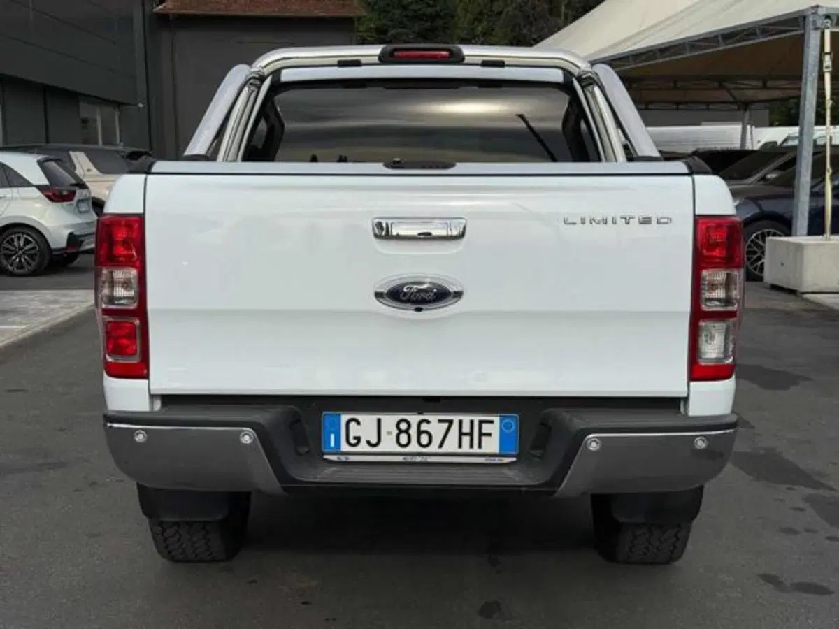 Ford Ranger Pick-up usata a Lucca (4)
