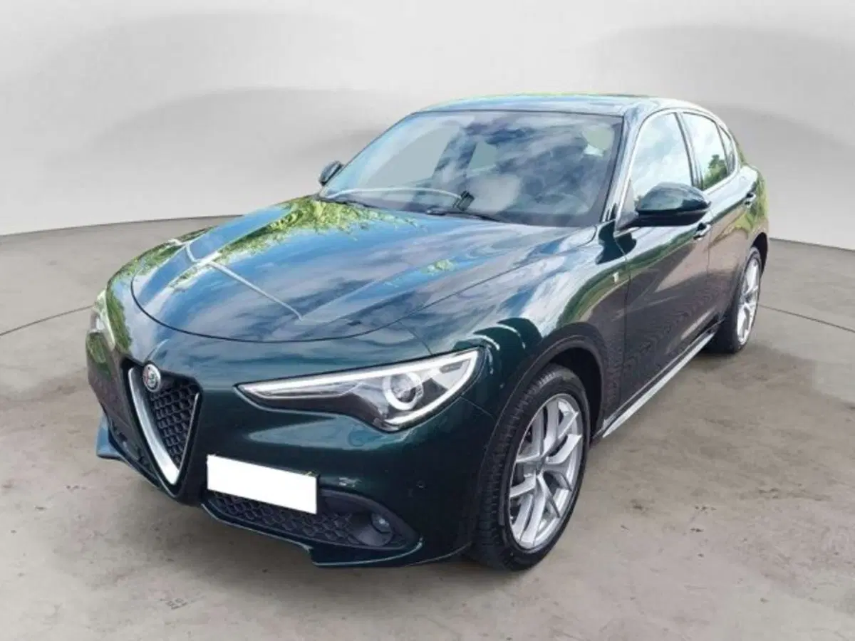 Alfa Romeo Stelvio usata a Firenze (3)