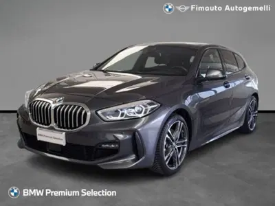 BMW Serie 1 116d 2.0 116CV cat 5 porte Attiva DPF del 2021 usata a Verona