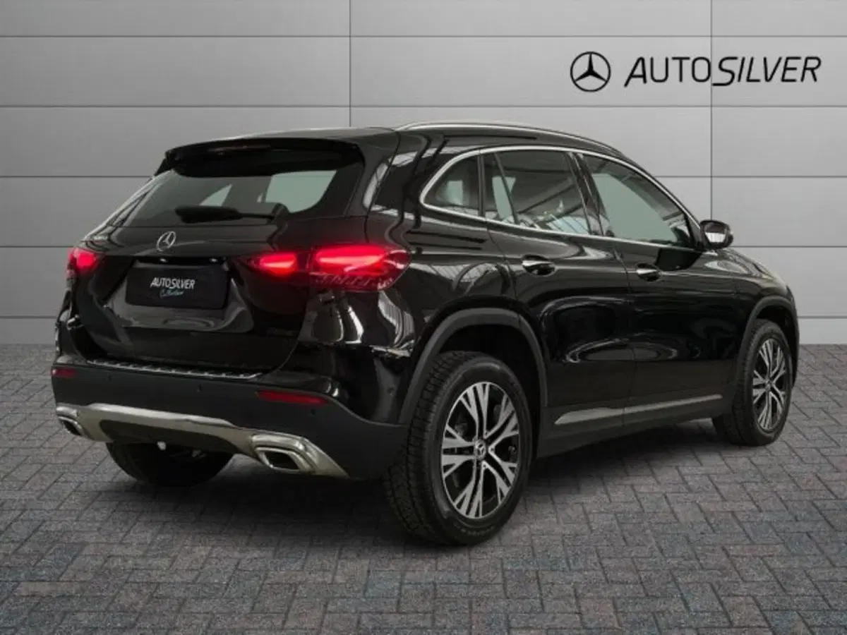 Mercedes-Benz GLA SUV usata a Verona (2)