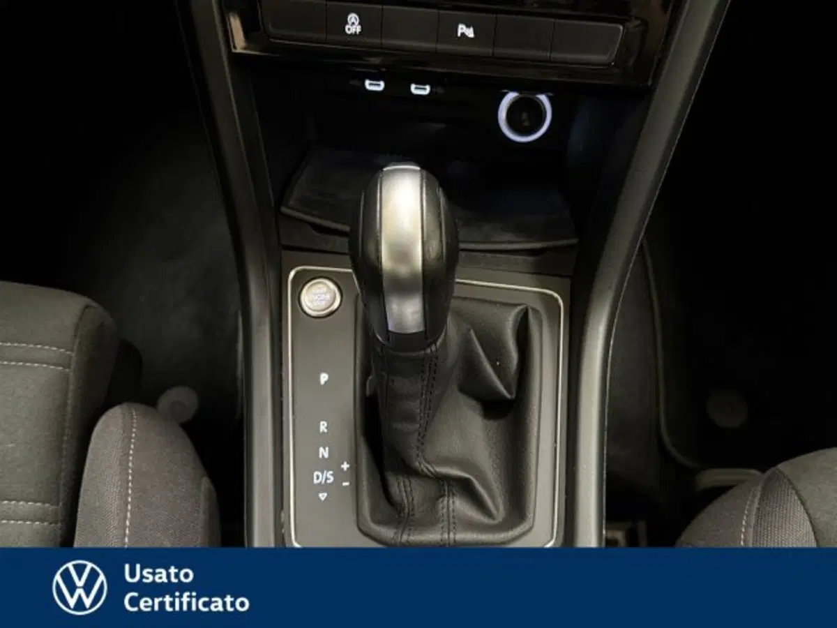 Volkswagen Touran usata a Vicenza (11)