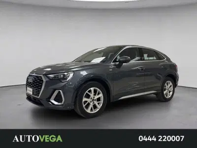 Audi Q3 Sportback 35 2.0 tdi S line edition s-tronic del 2023 usata a Arzignano