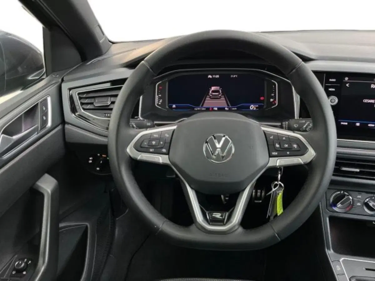 Volkswagen Taigo usata a Verona (11)