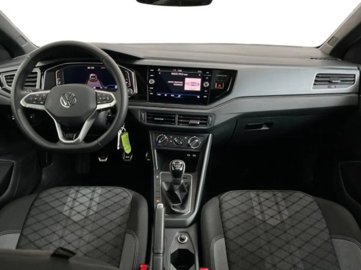 Volkswagen Taigo usata a Verona (9)