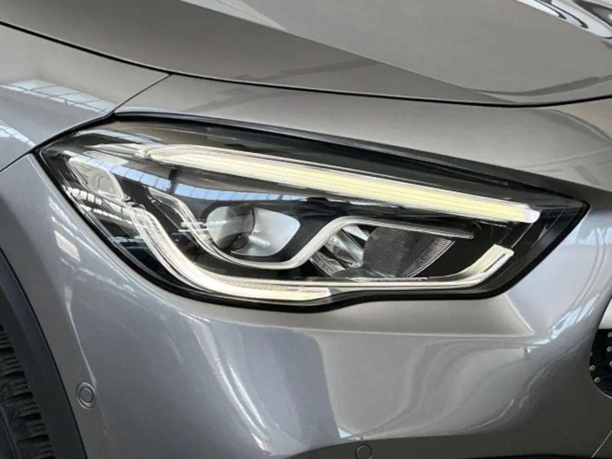 Mercedes-Benz GLA SUV usata a Verona (17)