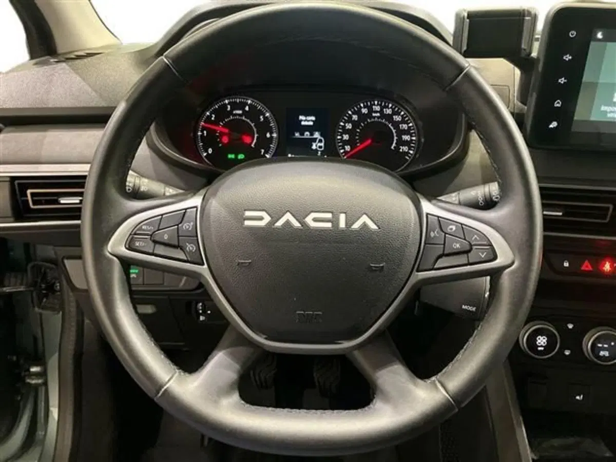 Dacia Jogger usata a Como (16)