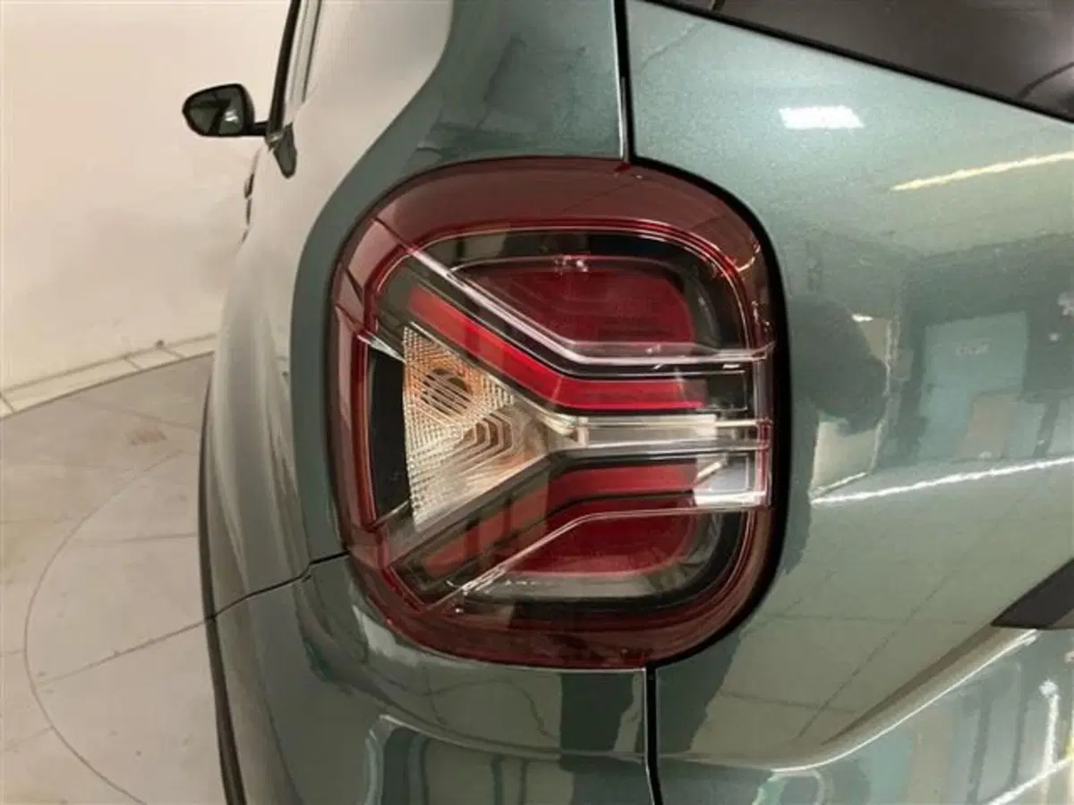 Dacia Duster usata a Como (8)
