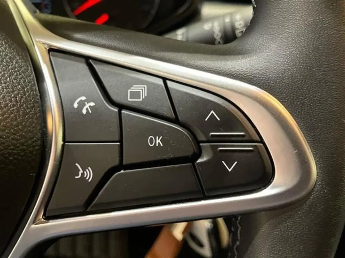 Renault Clio usata a Como (17)