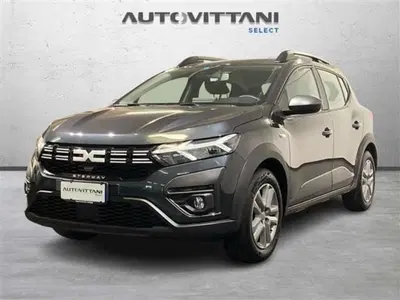 Dacia Sandero Stepway 1.0 TCe 90 CV CVT Comfort SL DaciaPlus del 2023 usata a Como